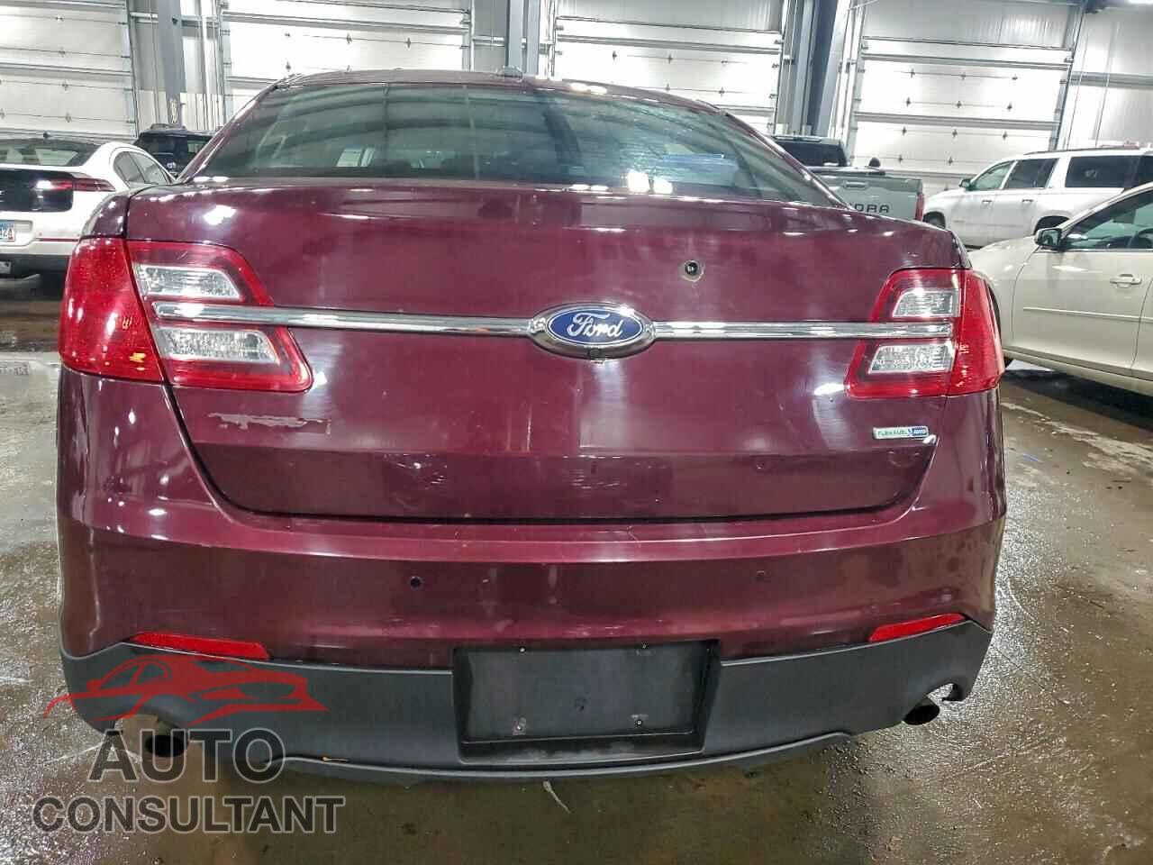 FORD TAURUS 2018 - 1FAHP2MK8JG116289