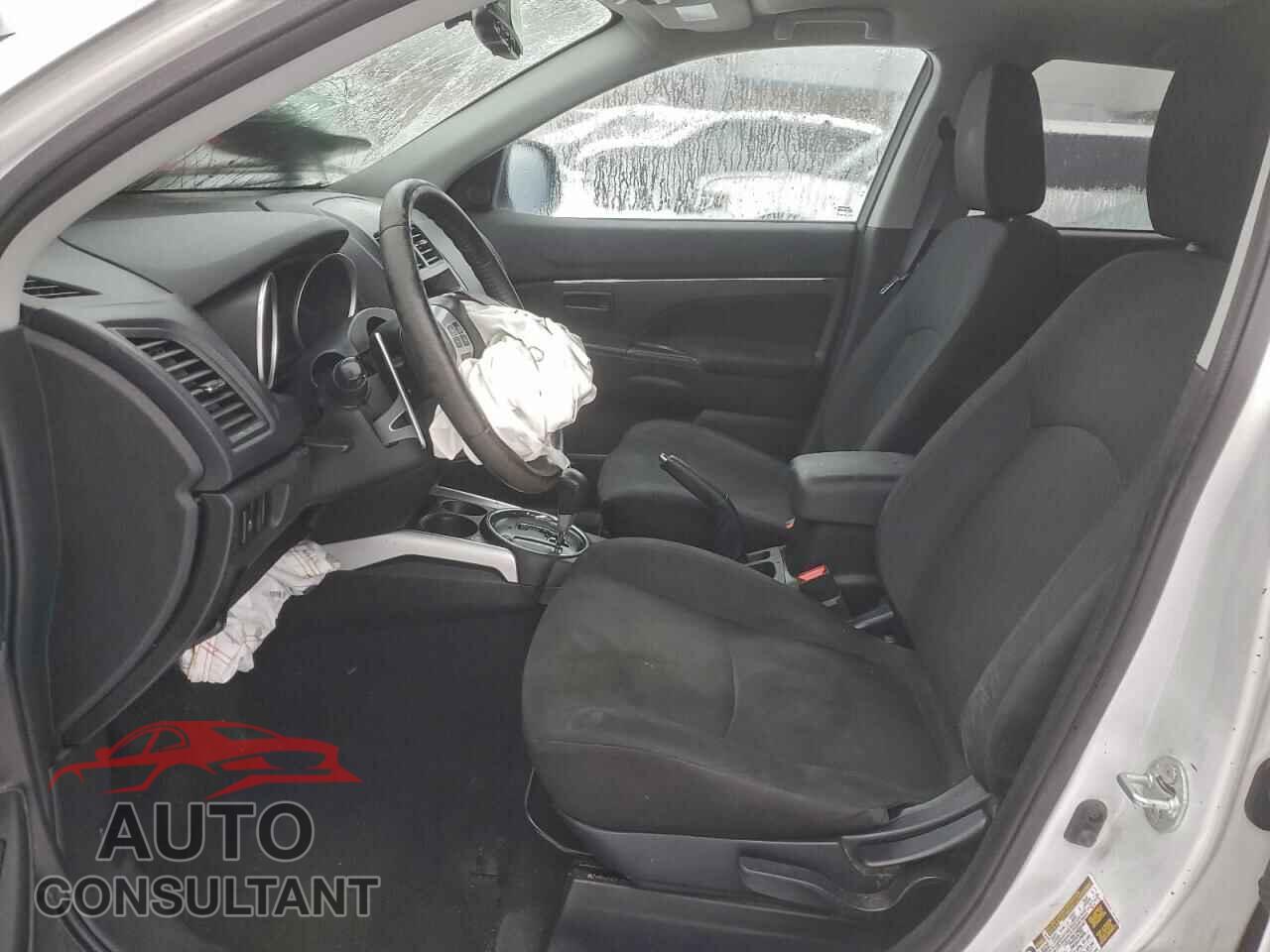MITSUBISHI OUTLANDER 2013 - 4A4AR3AU8DE019667