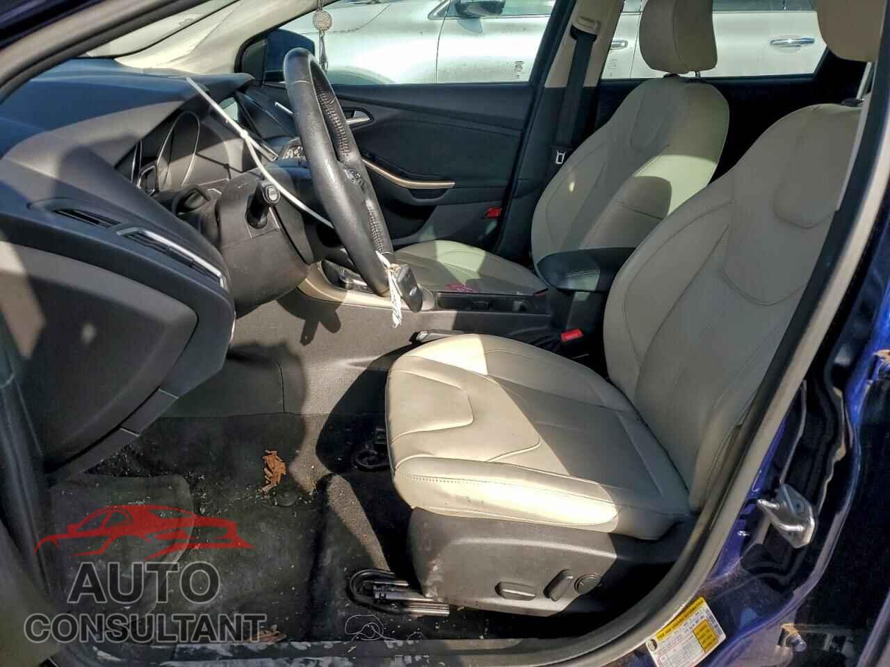 FORD FOCUS 2017 - 1FADP3N26HL345588