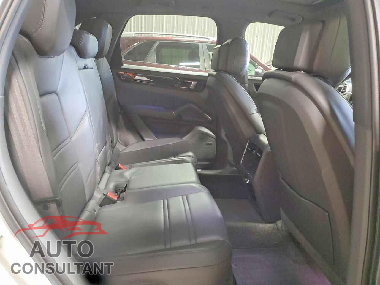 PORSCHE CAYENNE 2021 - WP1AA2AY2MDA07367