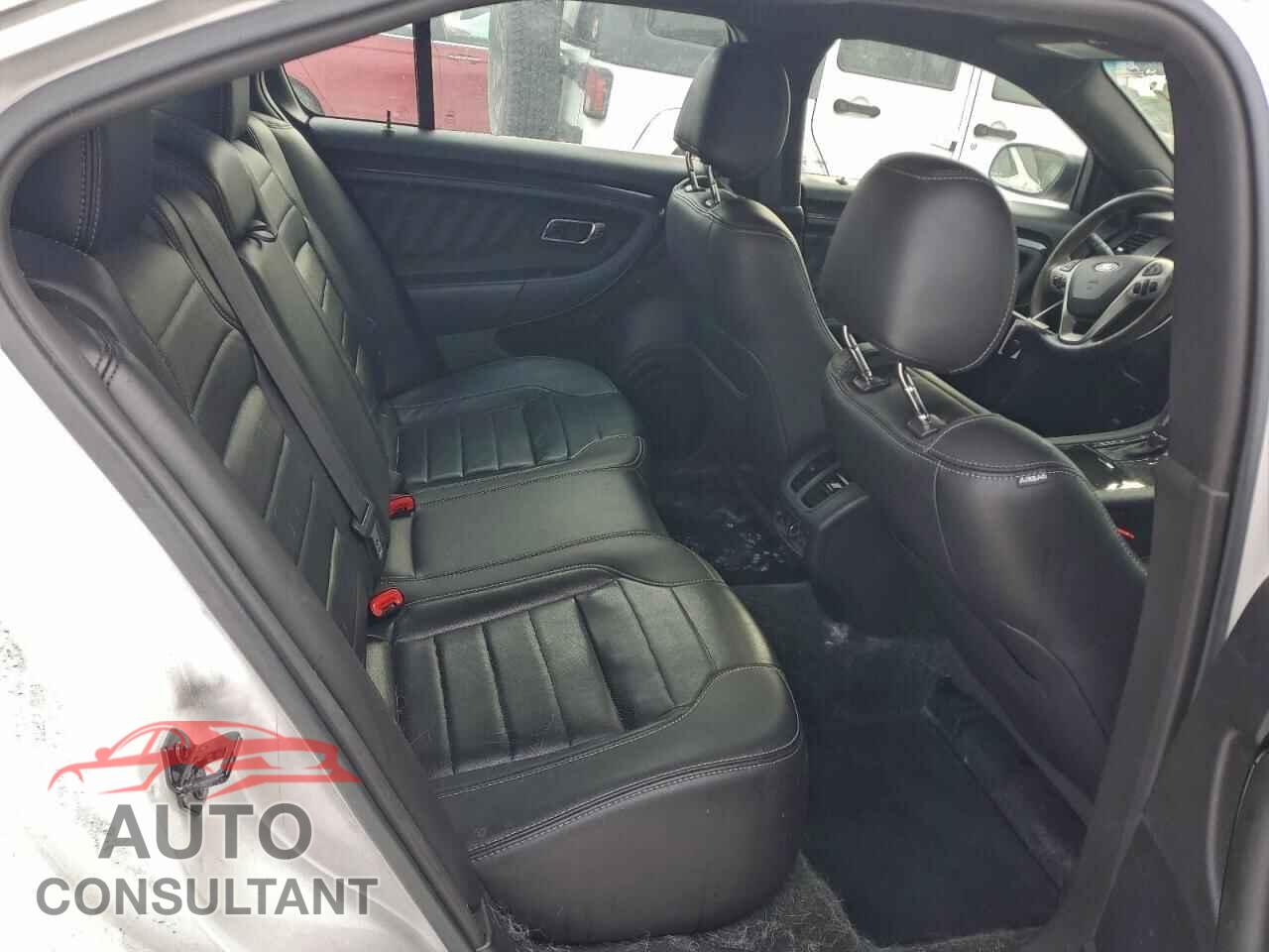 FORD TAURUS 2014 - 1FAHP2KT2EG104401
