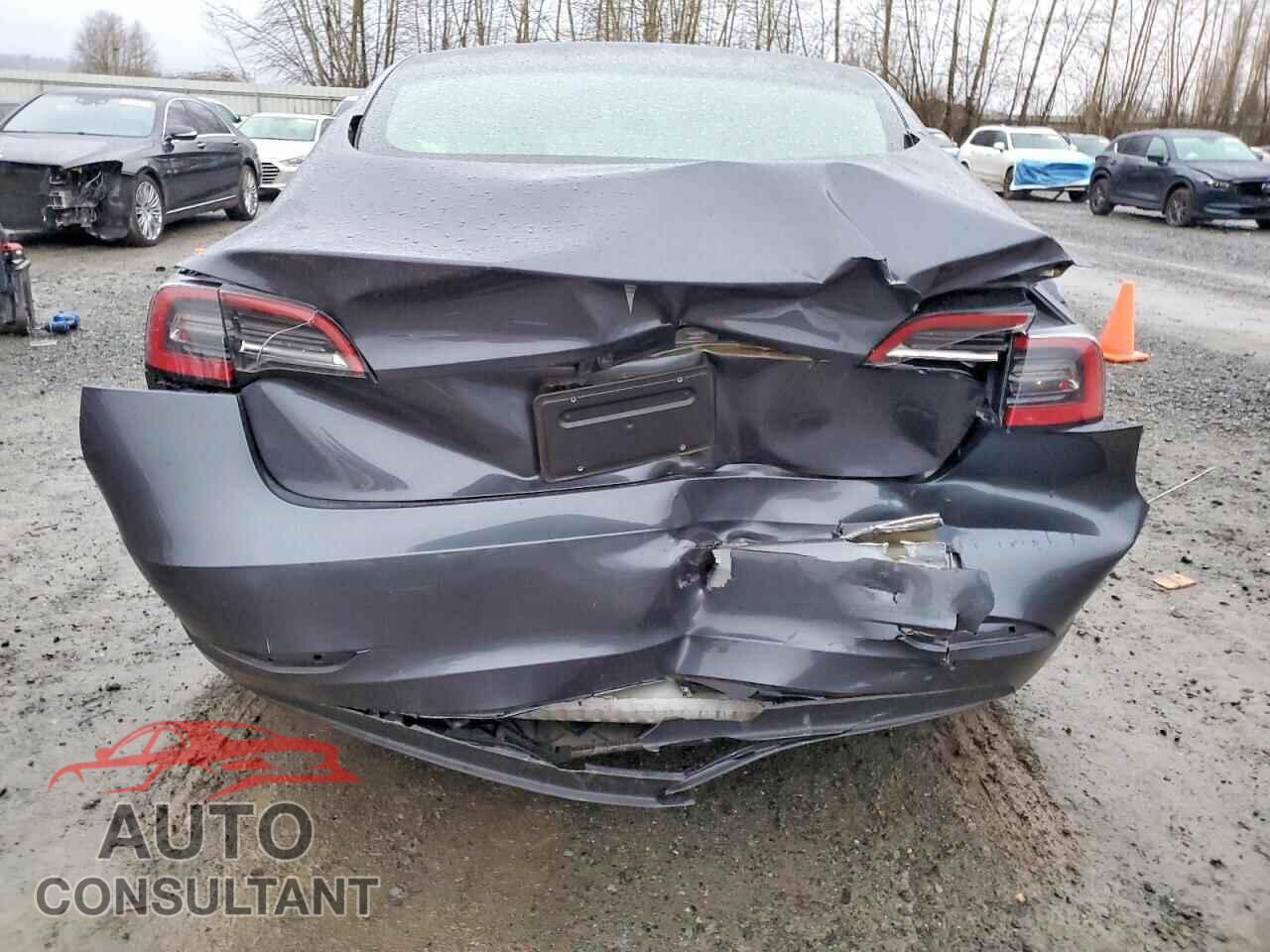 TESLA MODEL 3 2023 - 5YJ3E1EA1PF697874