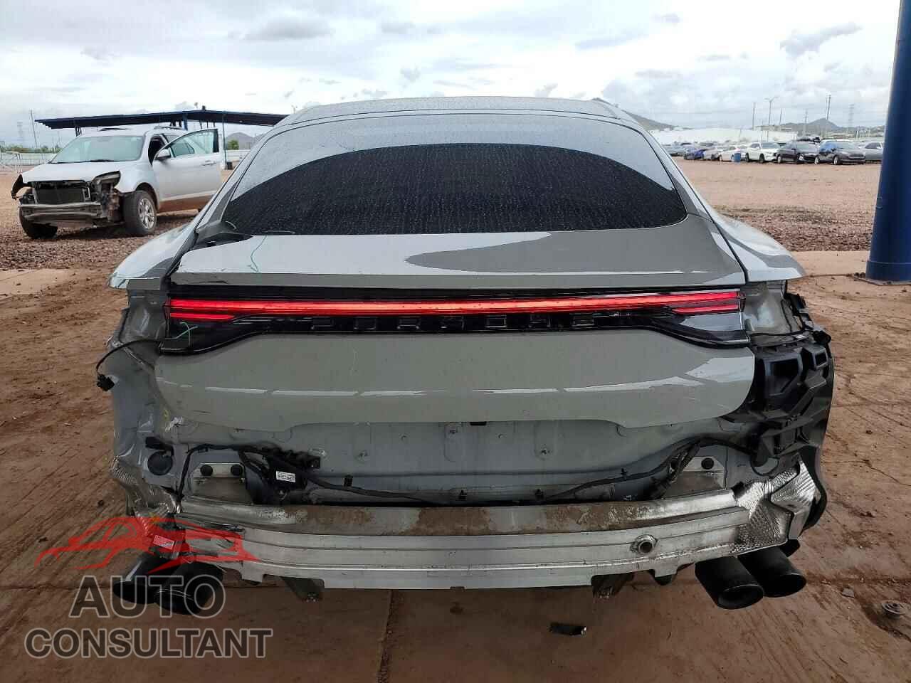 PORSCHE PANAMERA 2023 - WP0AJ2A76PL101464