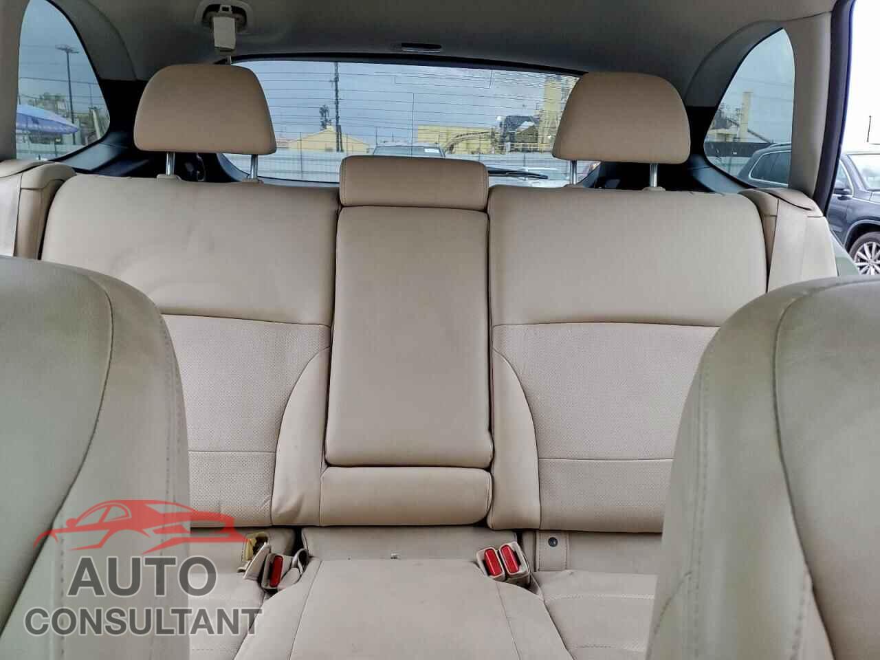 SUBARU OUTBACK 2017 - 4S4BSANCXH3389134