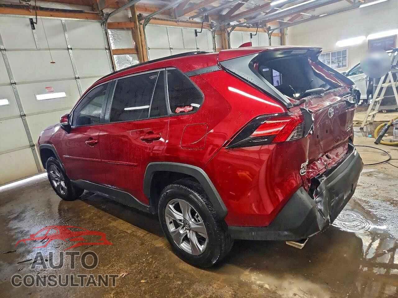 TOYOTA RAV4 2024 - JTMP1RFV6RD109765