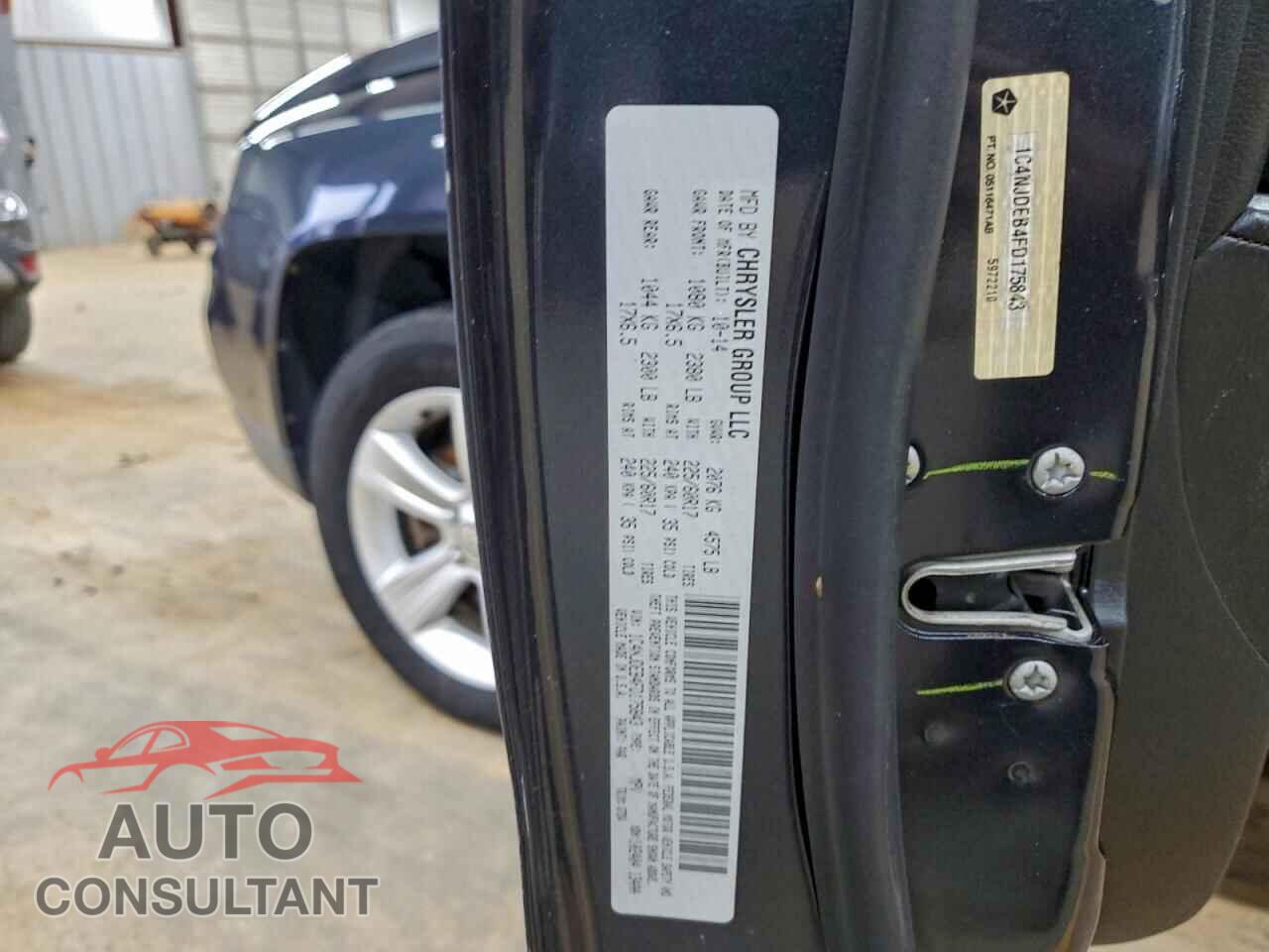 JEEP COMPASS 2015 - 1C4NJDEB4FD175843