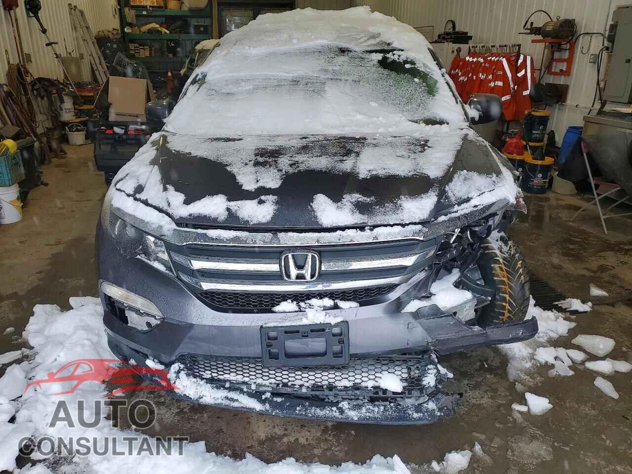 HONDA PILOT 2016 - 5FNYF6H11GB511181