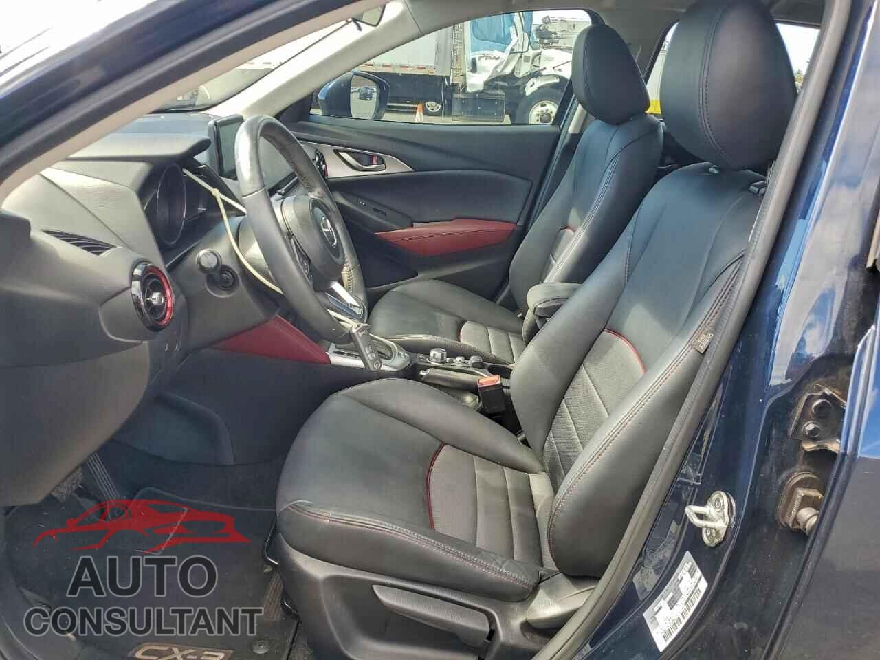 MAZDA CX-3 2018 - JM1DKDC78J0313844