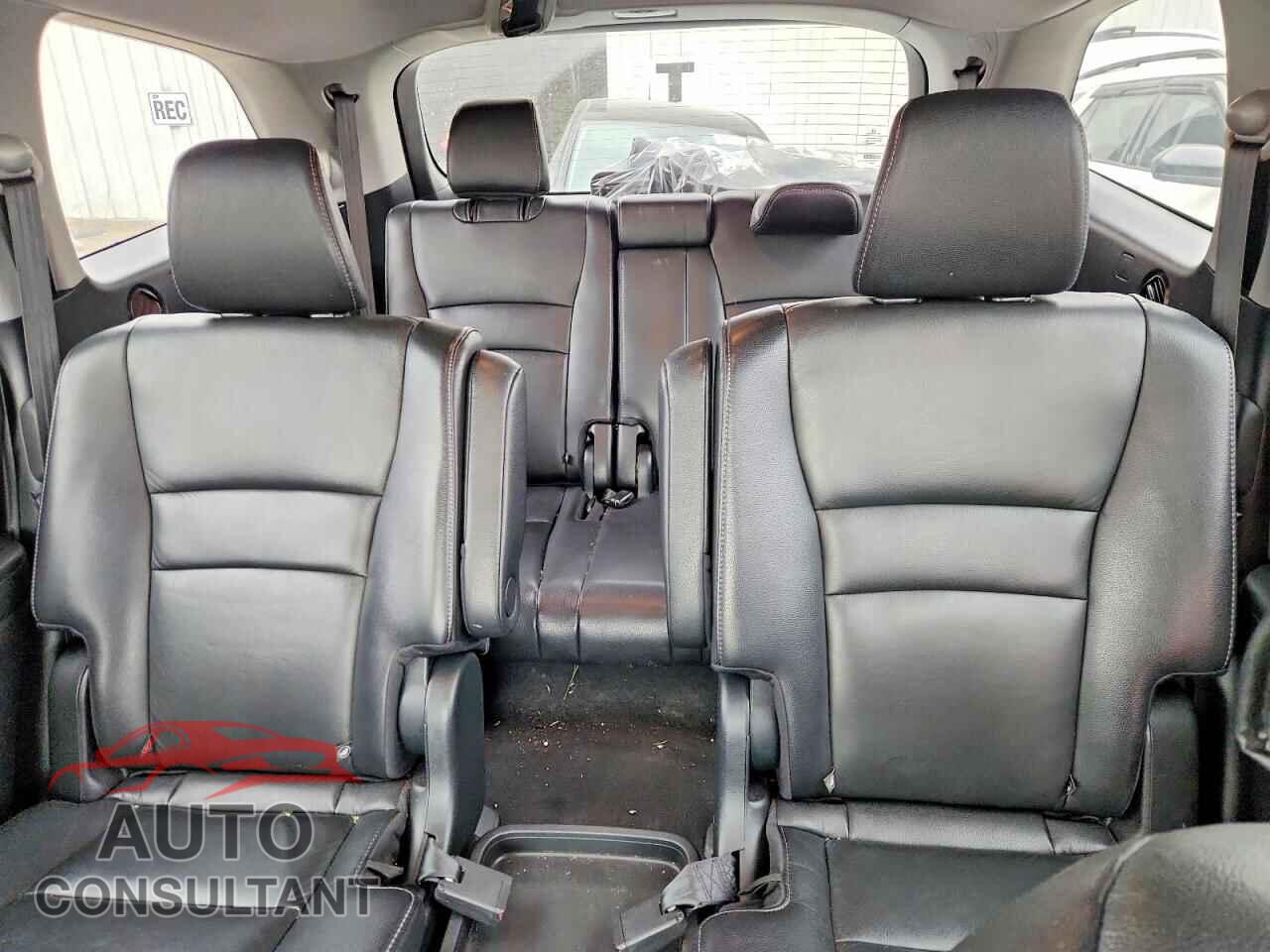 HONDA PILOT 2019 - 5FNYF6H62KB031848