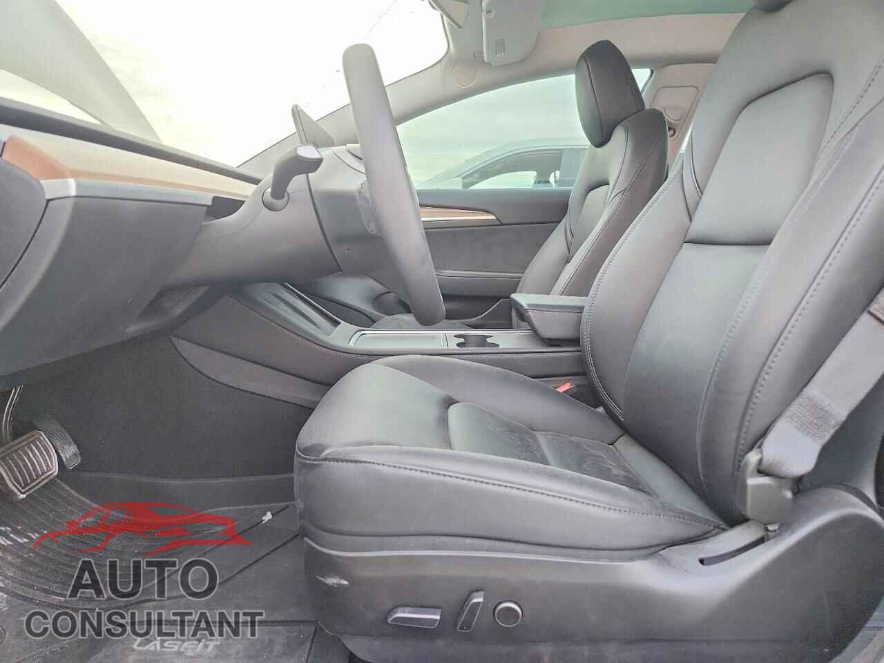 TESLA MODEL 3 2023 - 5YJ3E1EA0PF571845