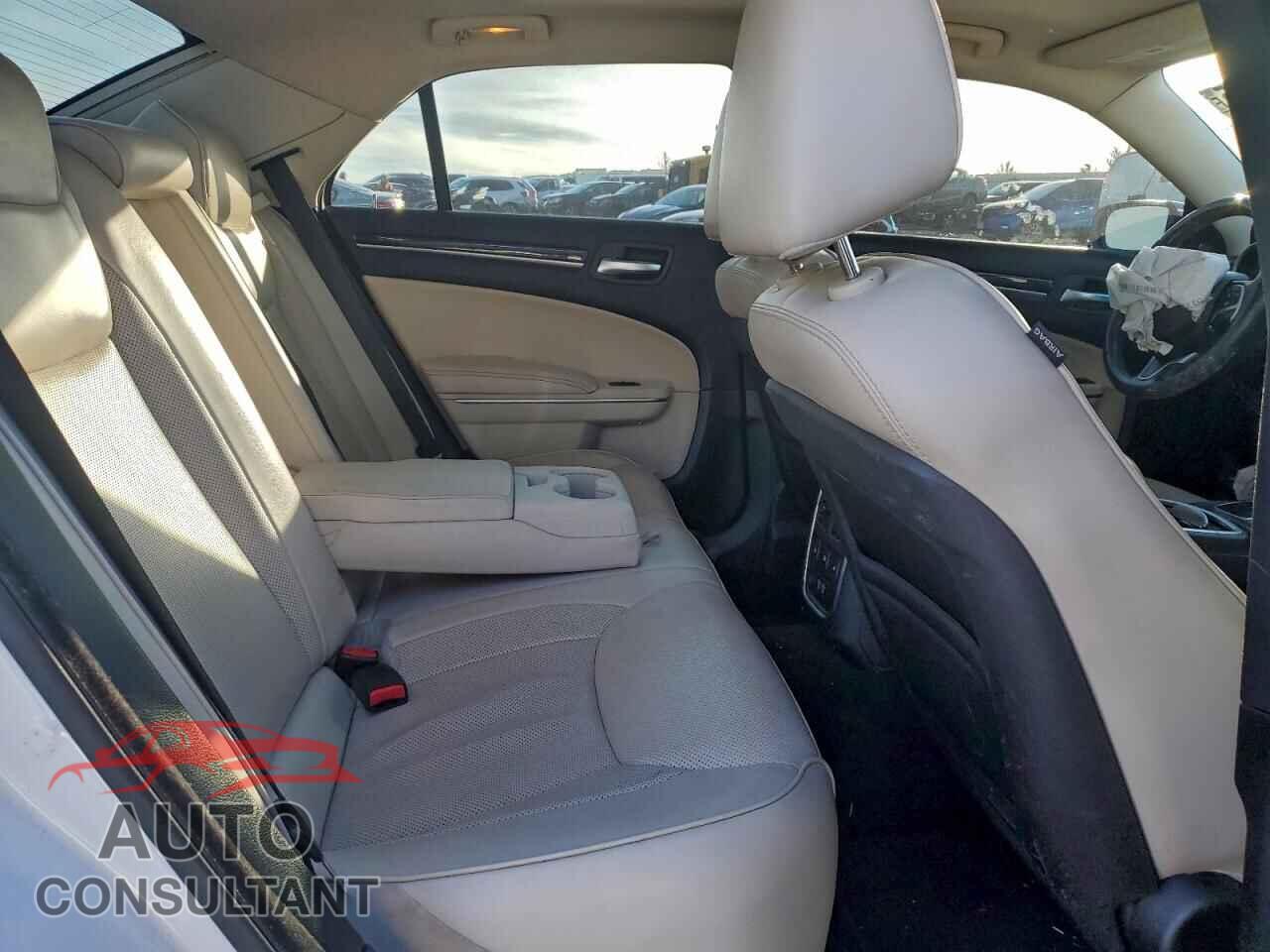 CHRYSLER 300 2015 - 2C3CCAEG9FH786132