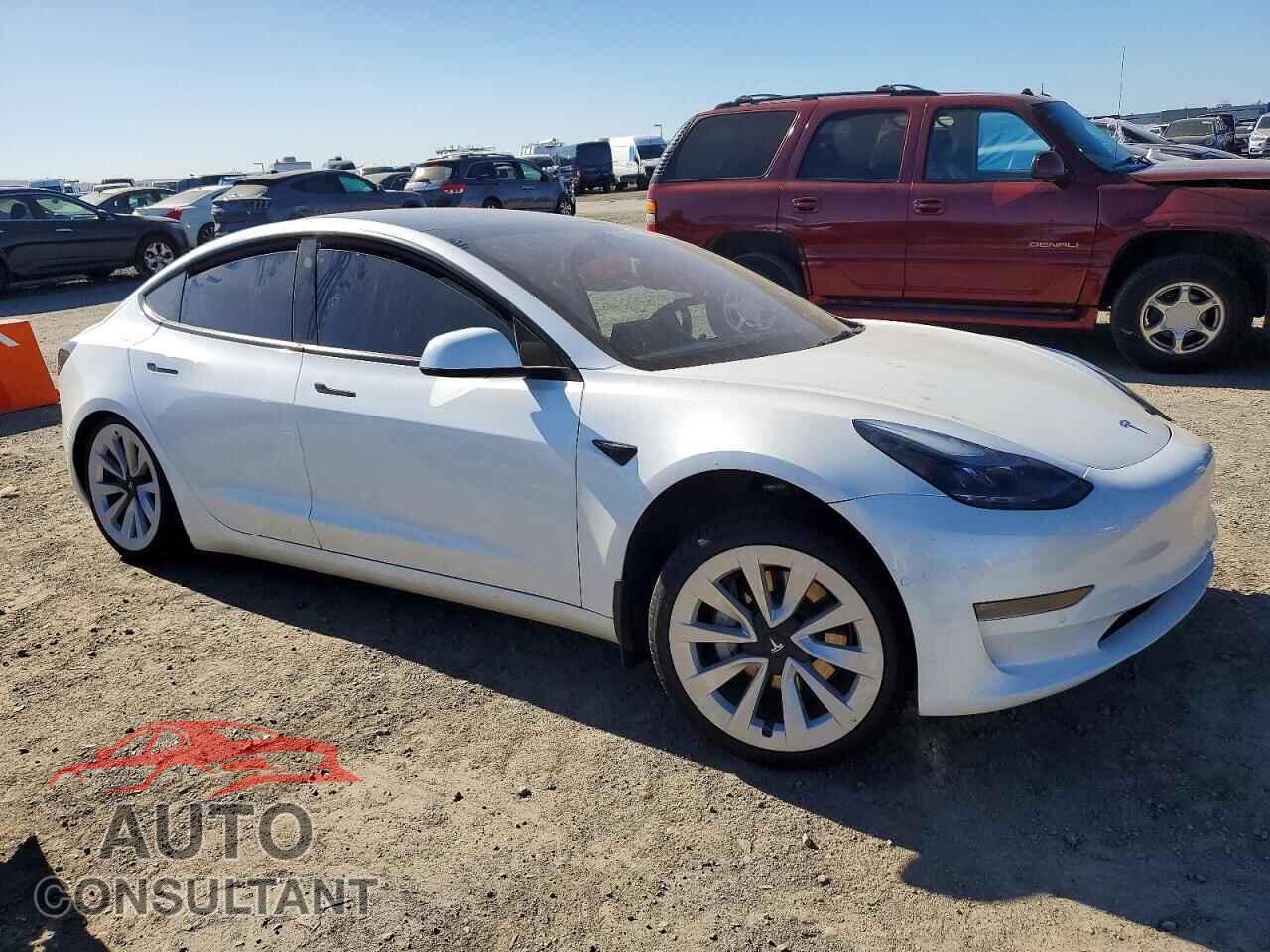 TESLA MODEL 3 2022 - 5YJ3E1EB5NF165470
