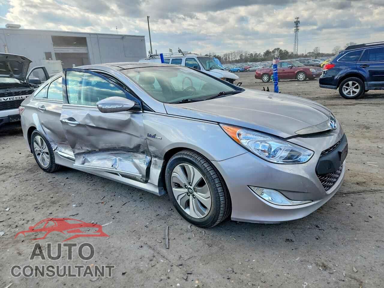HYUNDAI SONATA 2014 - KMHEC4A41EA104810