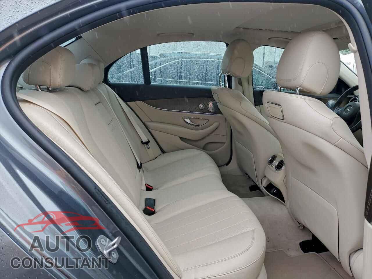 MERCEDES-BENZ E-CLASS 2018 - WDDZF4JB9JA375206