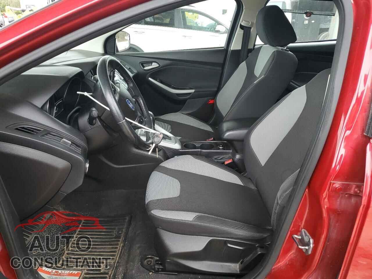 FORD FOCUS 2012 - 1FAHP3F25CL432925