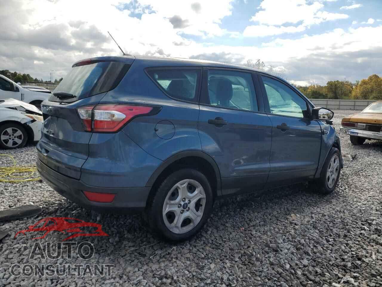 FORD ESCAPE 2018 - 1FMCU0F70JUB53649