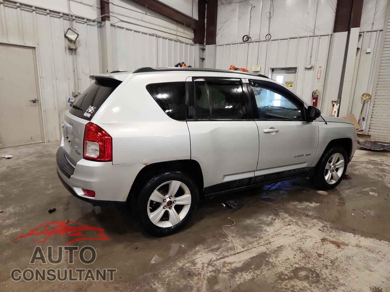 JEEP COMPASS 2011 - 1J4NF1FB9BD281711