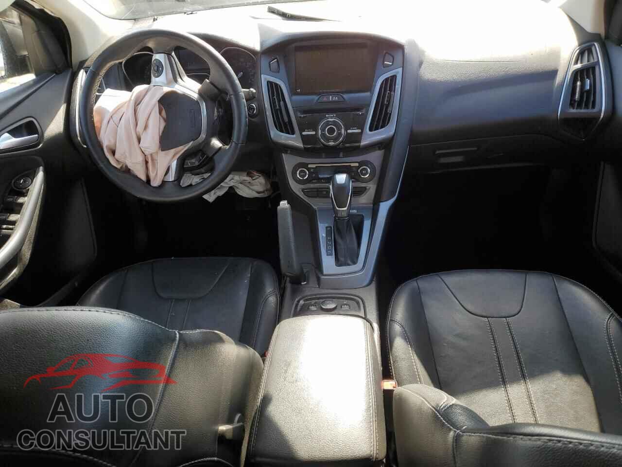 FORD FOCUS 2014 - 1FADP3N22EL194471