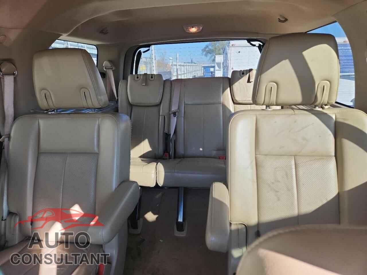 FORD EXPEDITION 2012 - 1FMJU1J52CEF00348