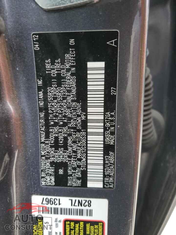 TOYOTA SEQUOIA 2012 - 5TDDW5G12CS065381