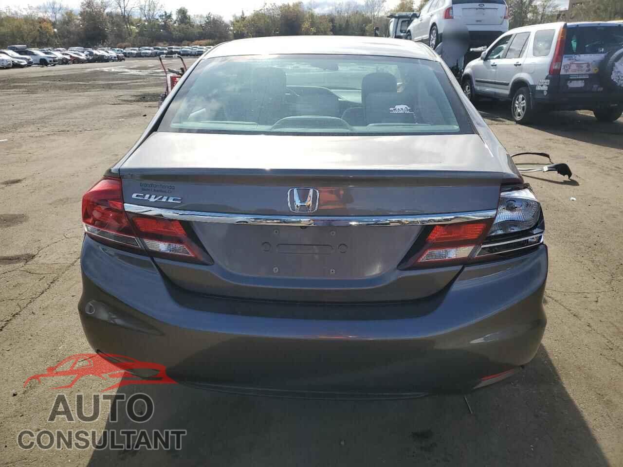 HONDA CIVIC 2013 - 2HGFB2F57DH588842