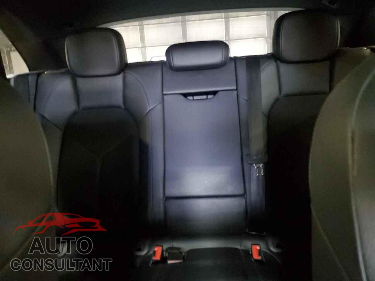 PORSCHE MACAN 2017 - WP1AA2A52HLB07034
