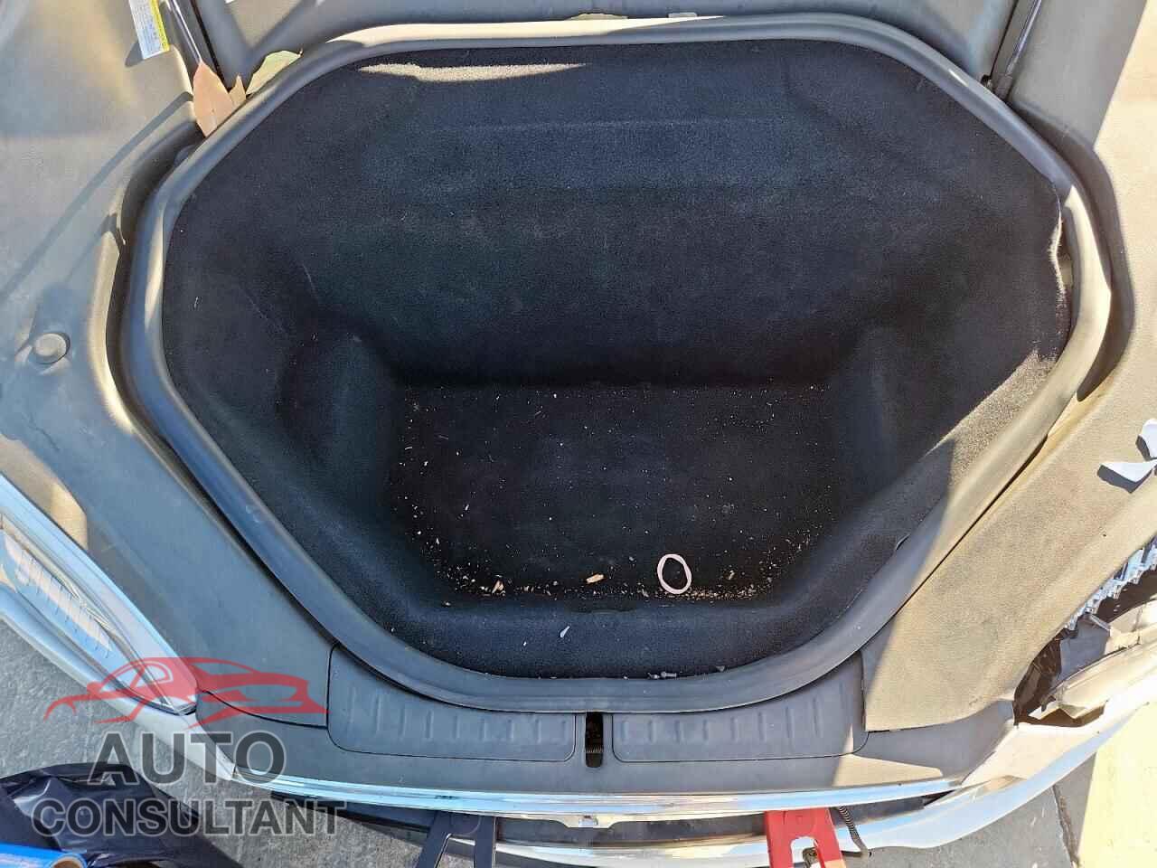 TESLA MODEL S 2015 - 5YJSA1S26FF091926