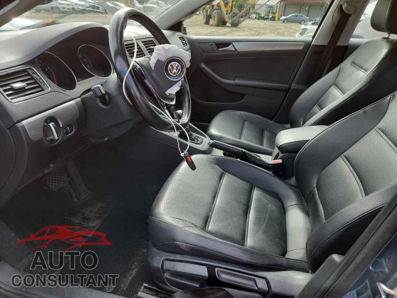VOLKSWAGEN JETTA 2017 - 3VWDB7AJ9HM257255