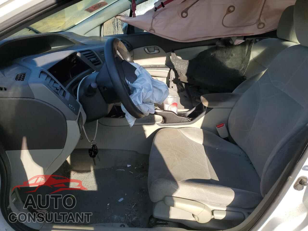 HONDA CIVIC 2012 - 2HGFB2F59CH324133