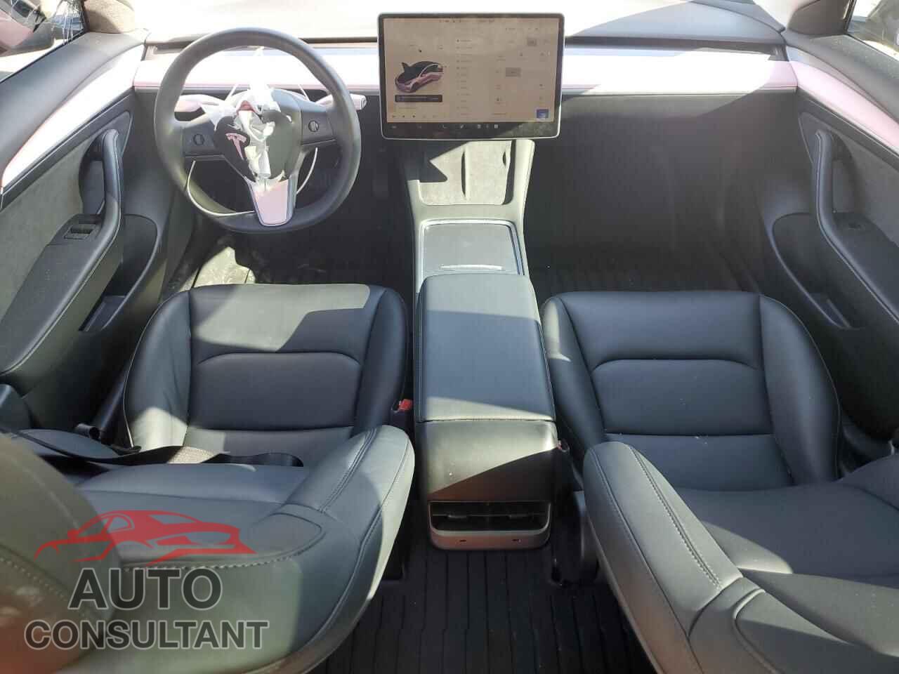 TESLA MODEL 3 2023 - 5YJ3E1EA5PF643395