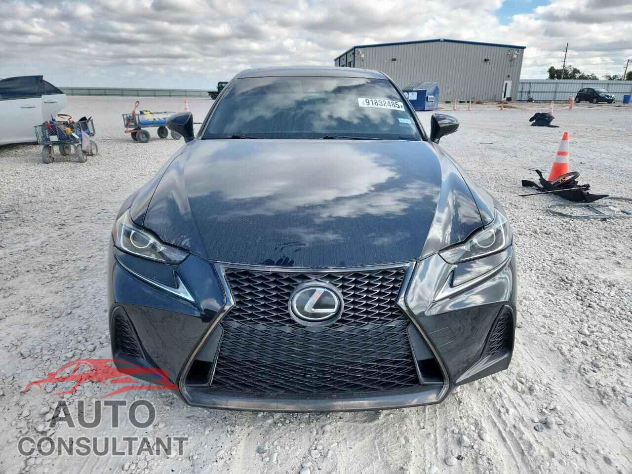 LEXUS IS 2017 - JTHCE1D26H5012943