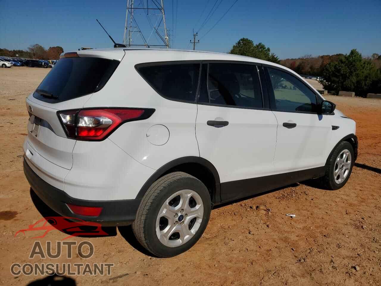 FORD ESCAPE 2017 - 1FMCU0F73HUB90768