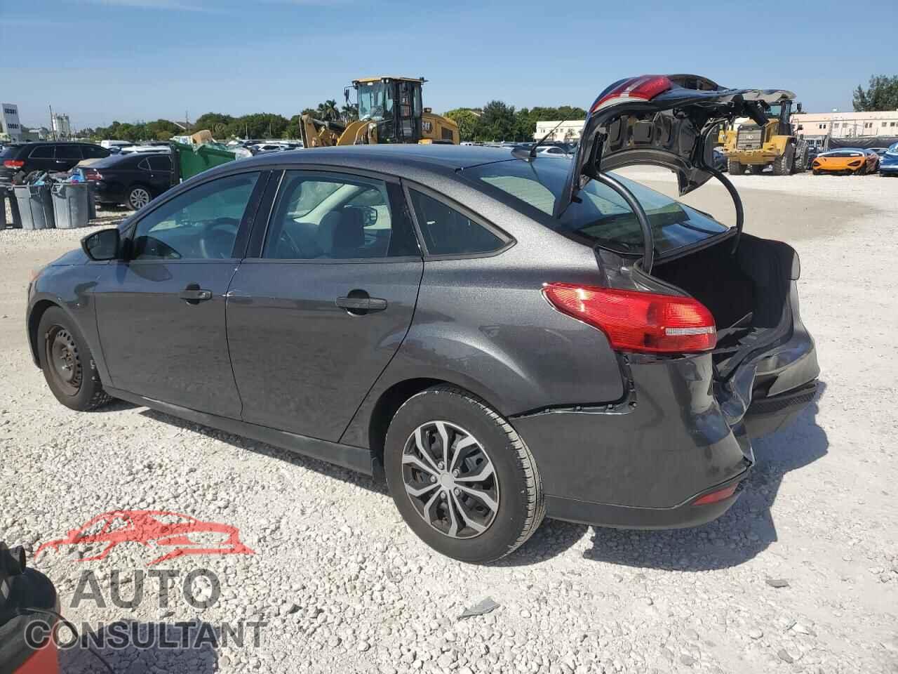 FORD FOCUS 2017 - 1FADP3E24HL337862