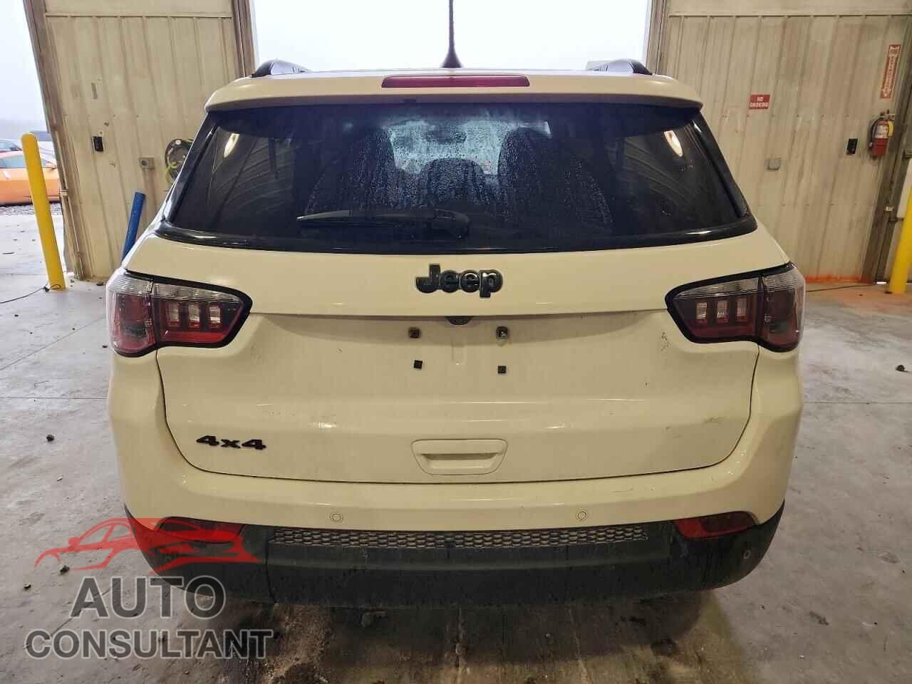 JEEP COMPASS 2019 - 3C4NJDAB7KT689499