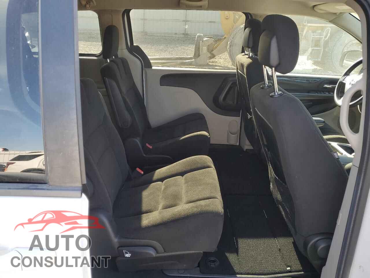 DODGE CARAVAN 2015 - 2C4RDGCG1FR686982