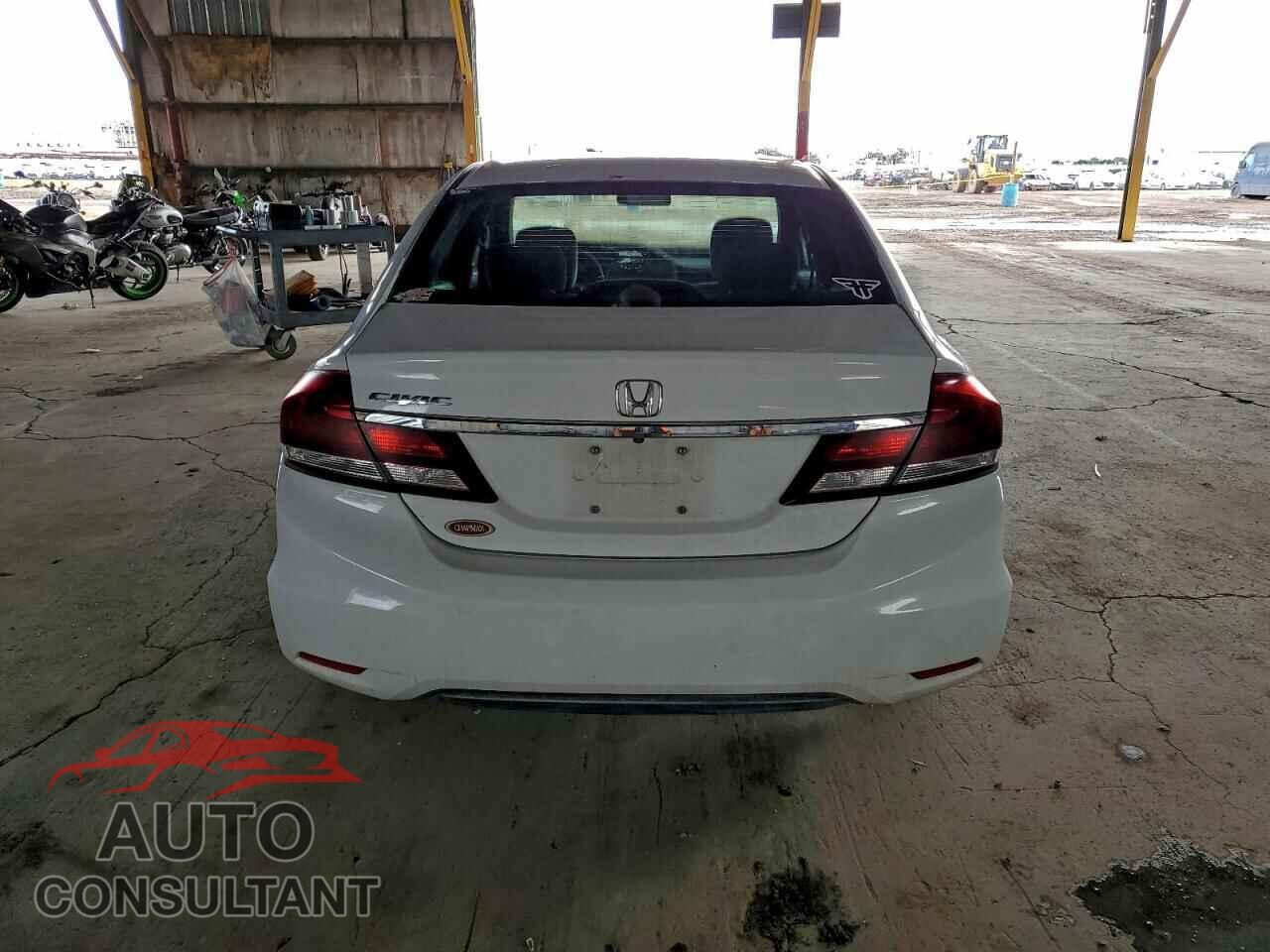 HONDA CIVIC 2013 - 2HGFB2F50DH598127