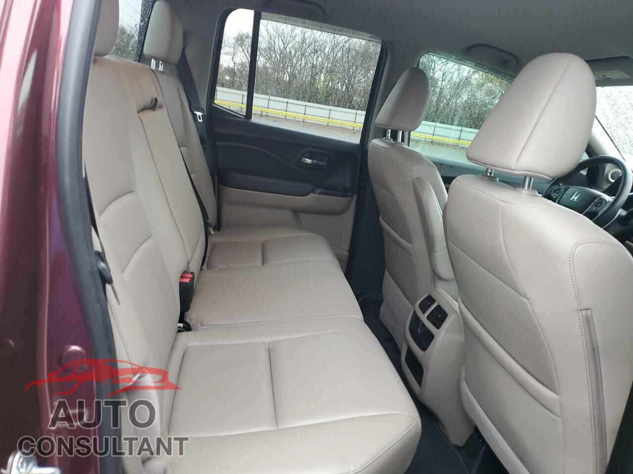 HONDA RIDGELINE 2017 - 5FPYK3F68HB011536