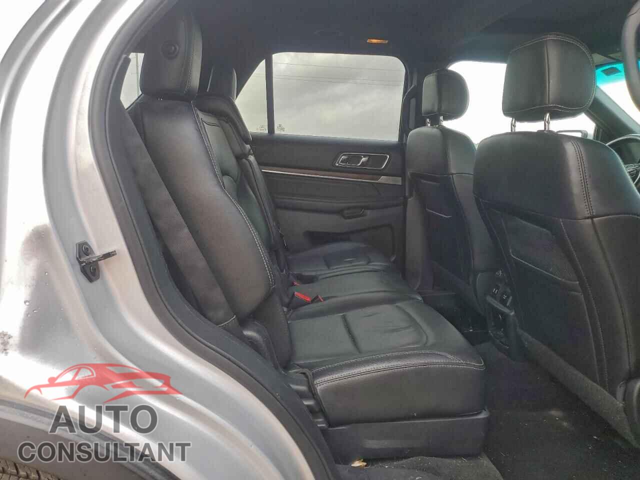 FORD EXPLORER 2017 - 1FM5K7F86HGA10794