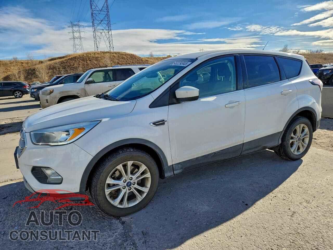 FORD ESCAPE 2017 - 1FMCU9GD8HUC01434