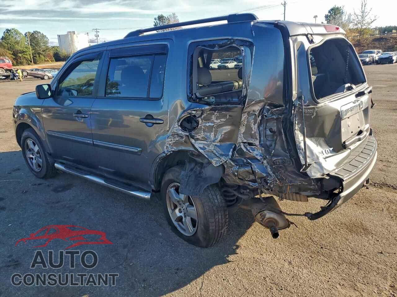HONDA PILOT 2011 - 5FNYF3H50BB011393