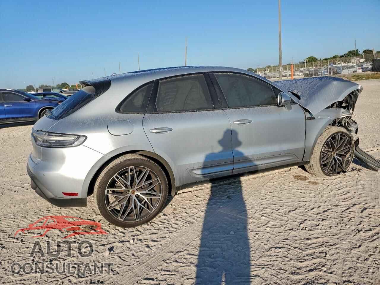 PORSCHE MACAN BASE 2023 - WP1AA2A50PLB02543
