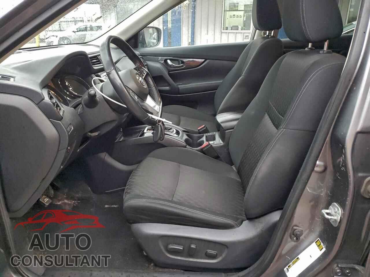 NISSAN ROGUE 2018 - KNMAT2MV2JP601884