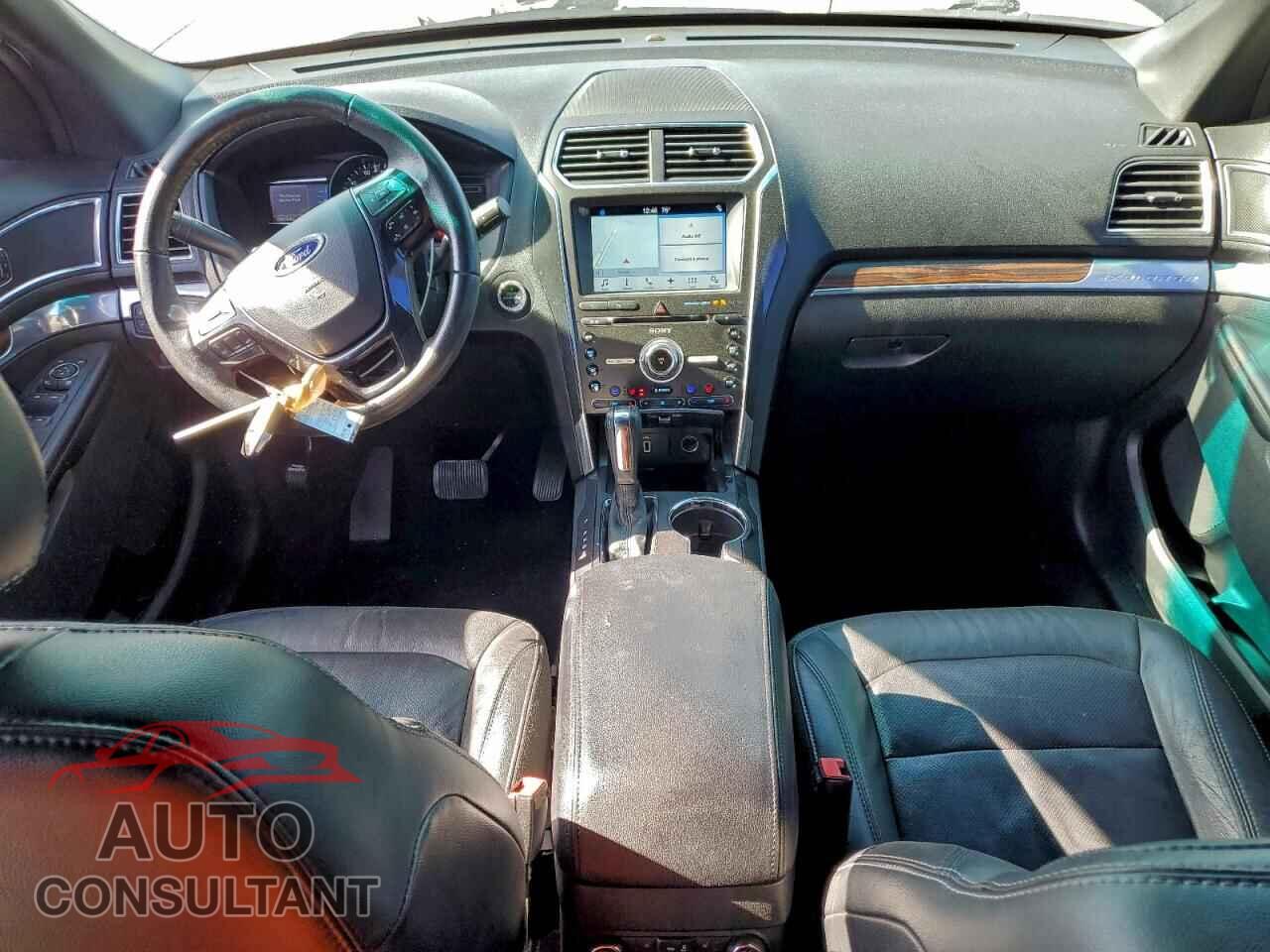 FORD EXPLORER 2017 - 1FM5K7F84HGA67253