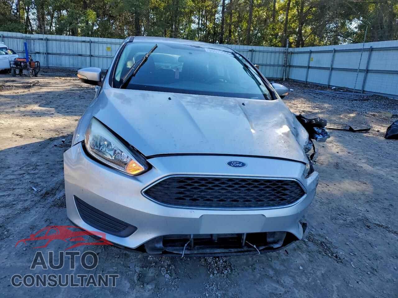 FORD FOCUS 2016 - 1FADP3K26GL249348