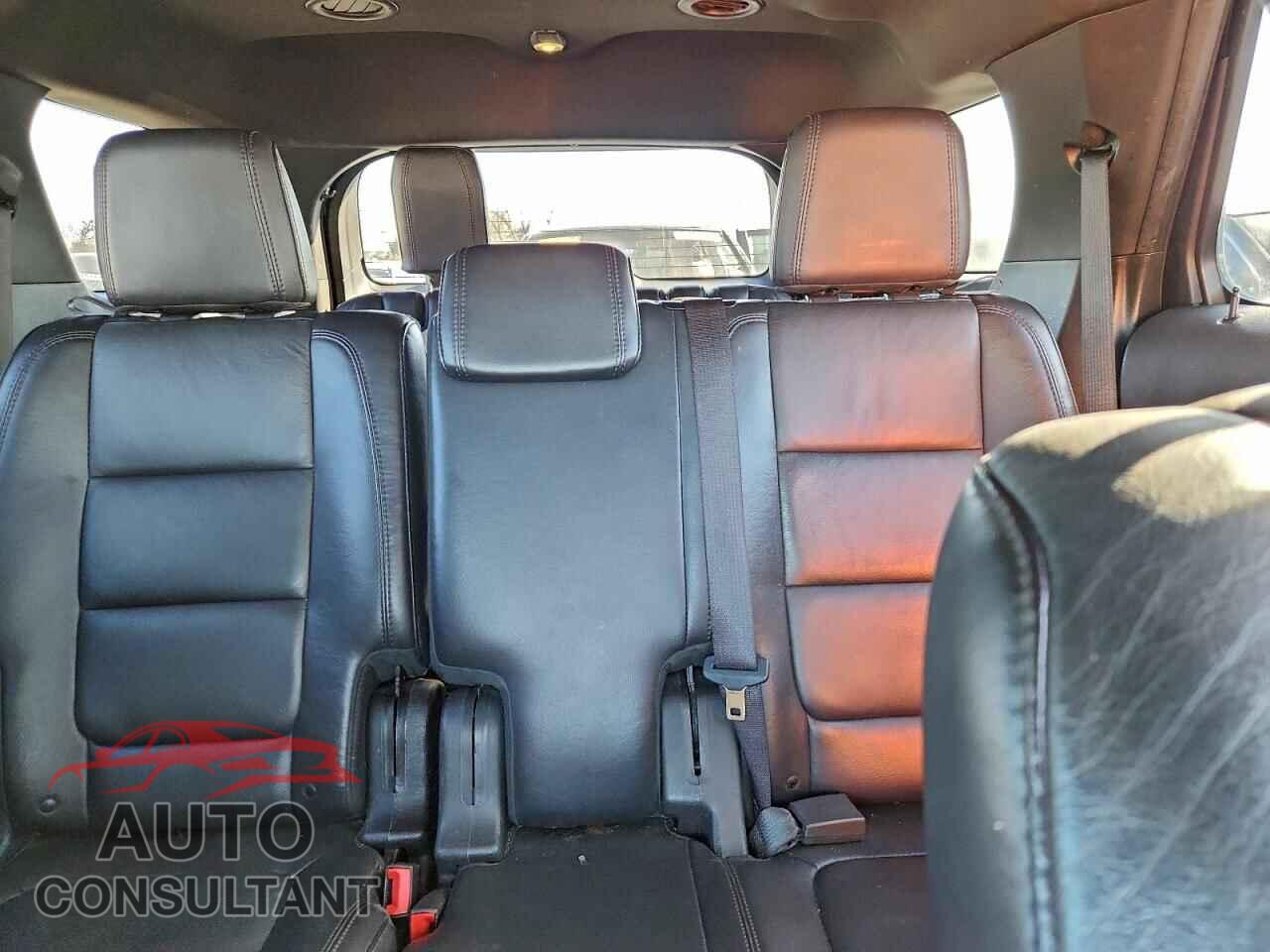 FORD EXPLORER 2014 - 1FM5K7D80EGB08931