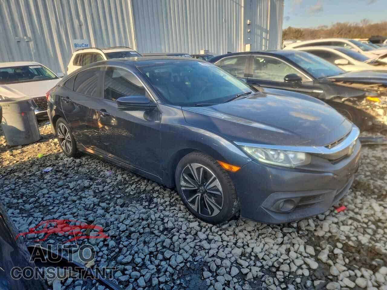 HONDA CIVIC 2017 - 19XFC1F38HE207330