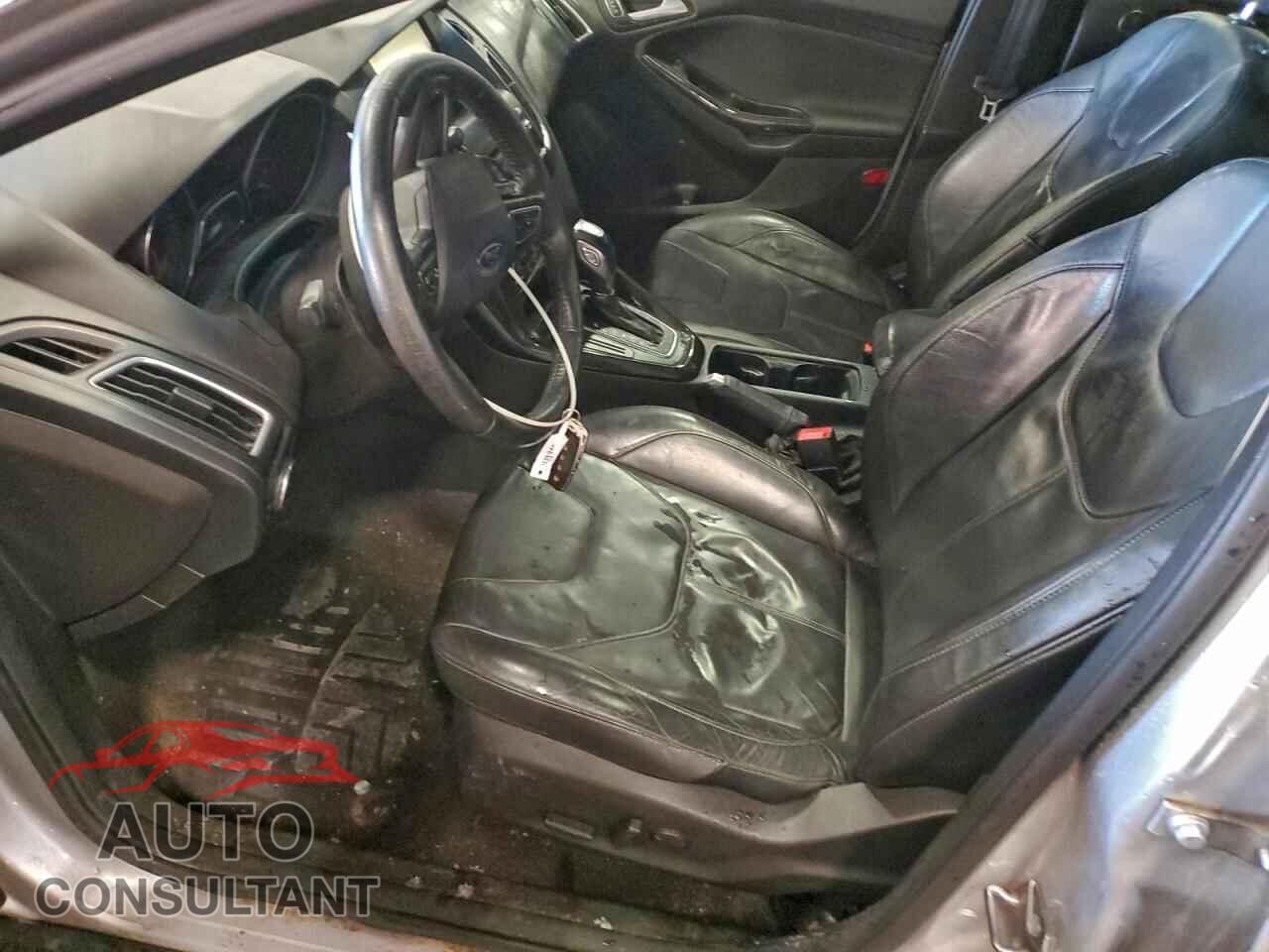 FORD FOCUS 2015 - 1FADP3N2XFL253087