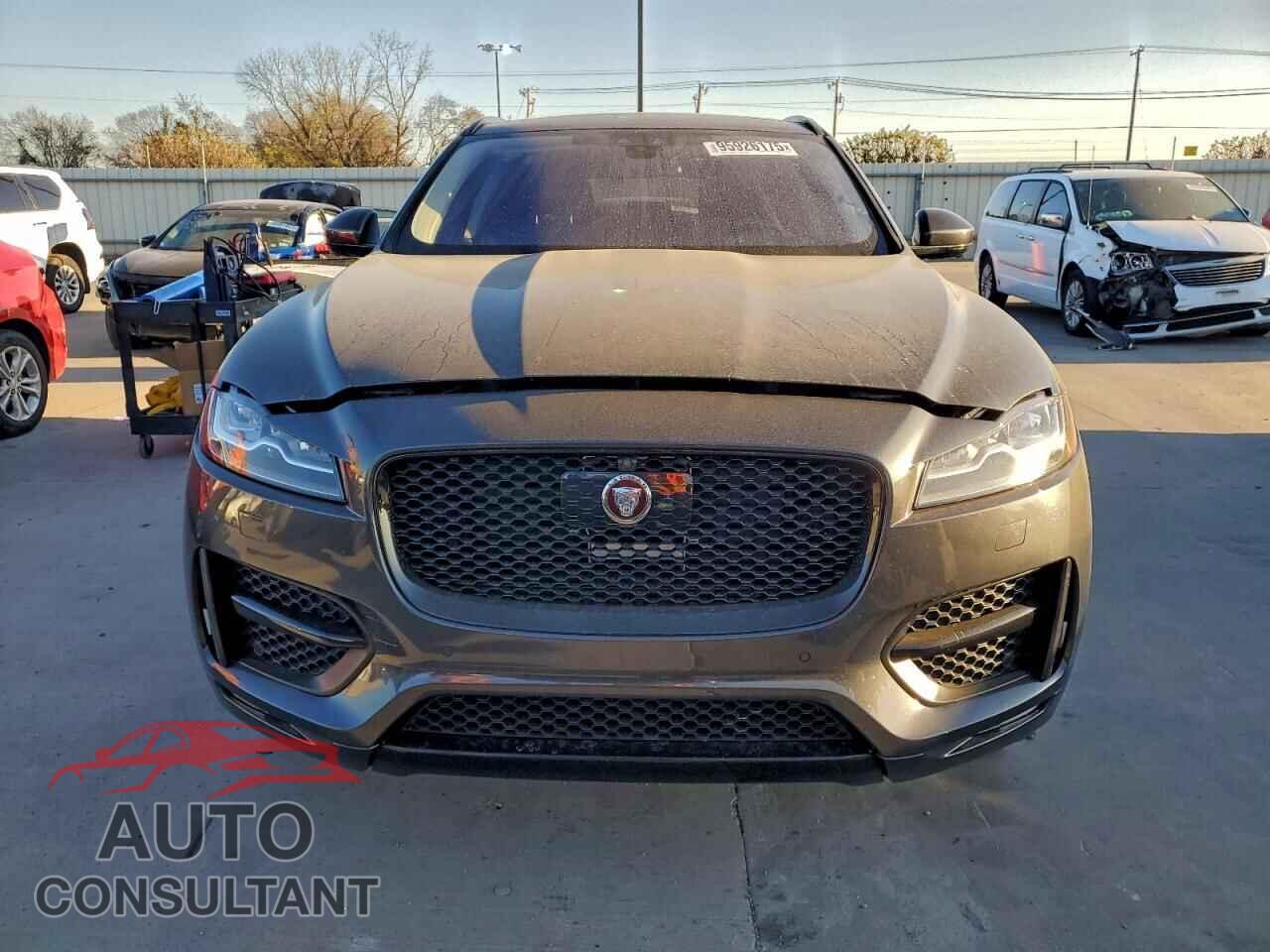 JAGUAR F-PACE 2017 - SADCL2BV5HA046989