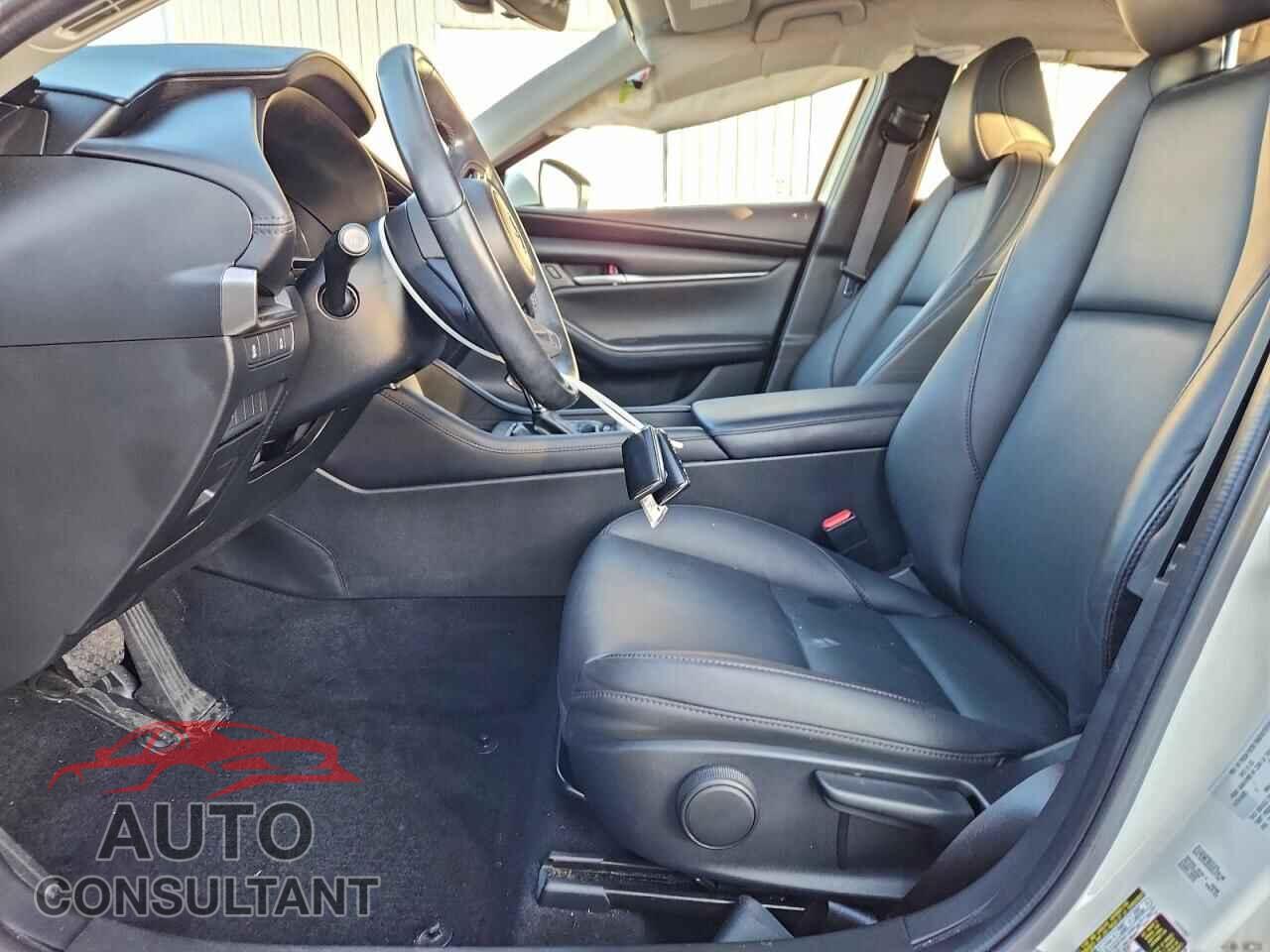 MAZDA 3 2023 - 3MZBPABM0PM357242