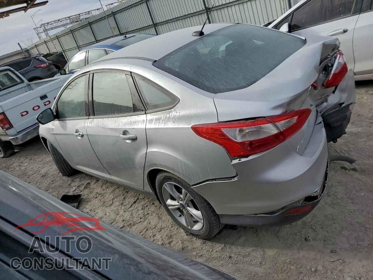 FORD FOCUS 2014 - 1FADP3F2XEL448846